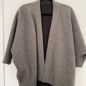 Anthropologie quilted kimono grey
